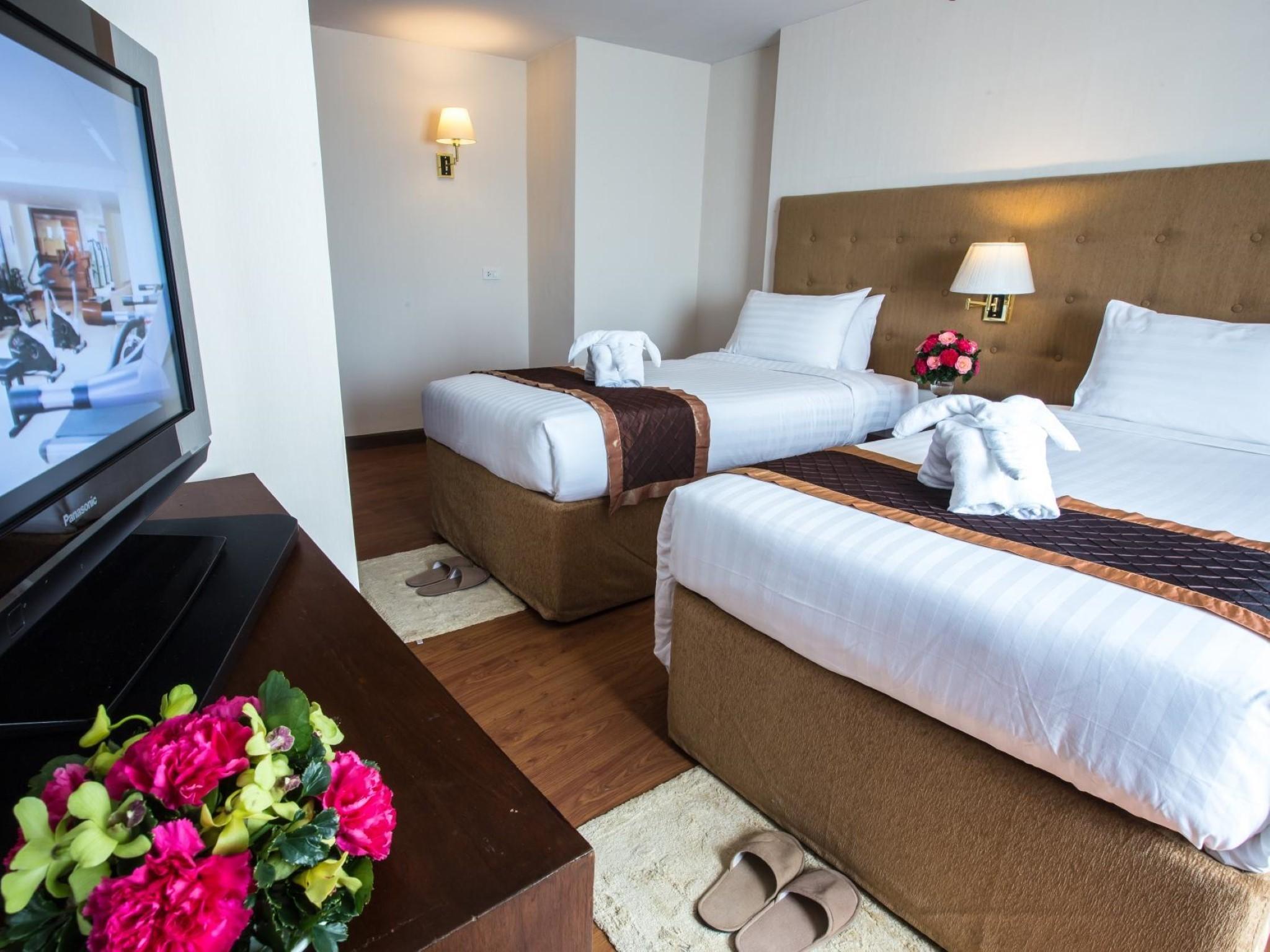 Hotel Furama Chiang Mai Zewnętrze zdjęcie