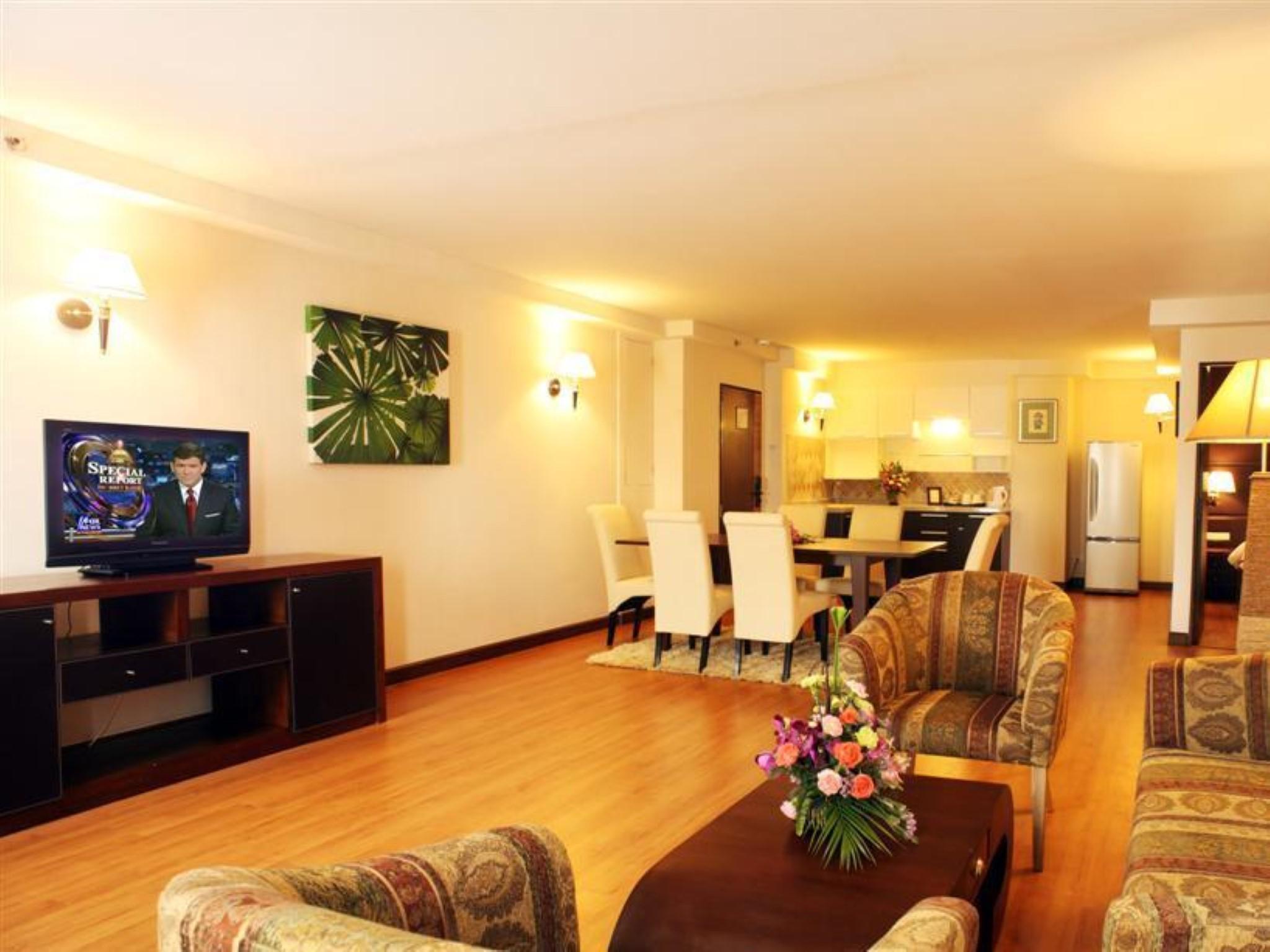Hotel Furama Chiang Mai Zewnętrze zdjęcie