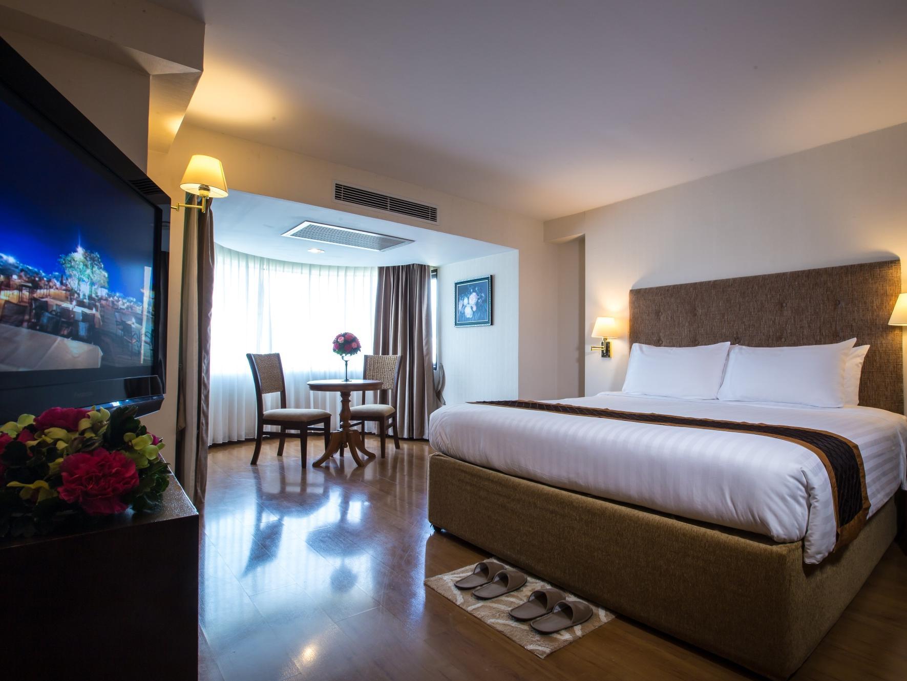Hotel Furama Chiang Mai Zewnętrze zdjęcie