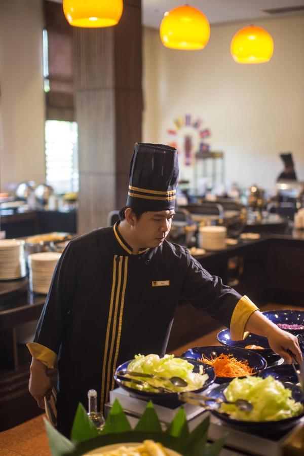 Hotel Furama Chiang Mai Zewnętrze zdjęcie
