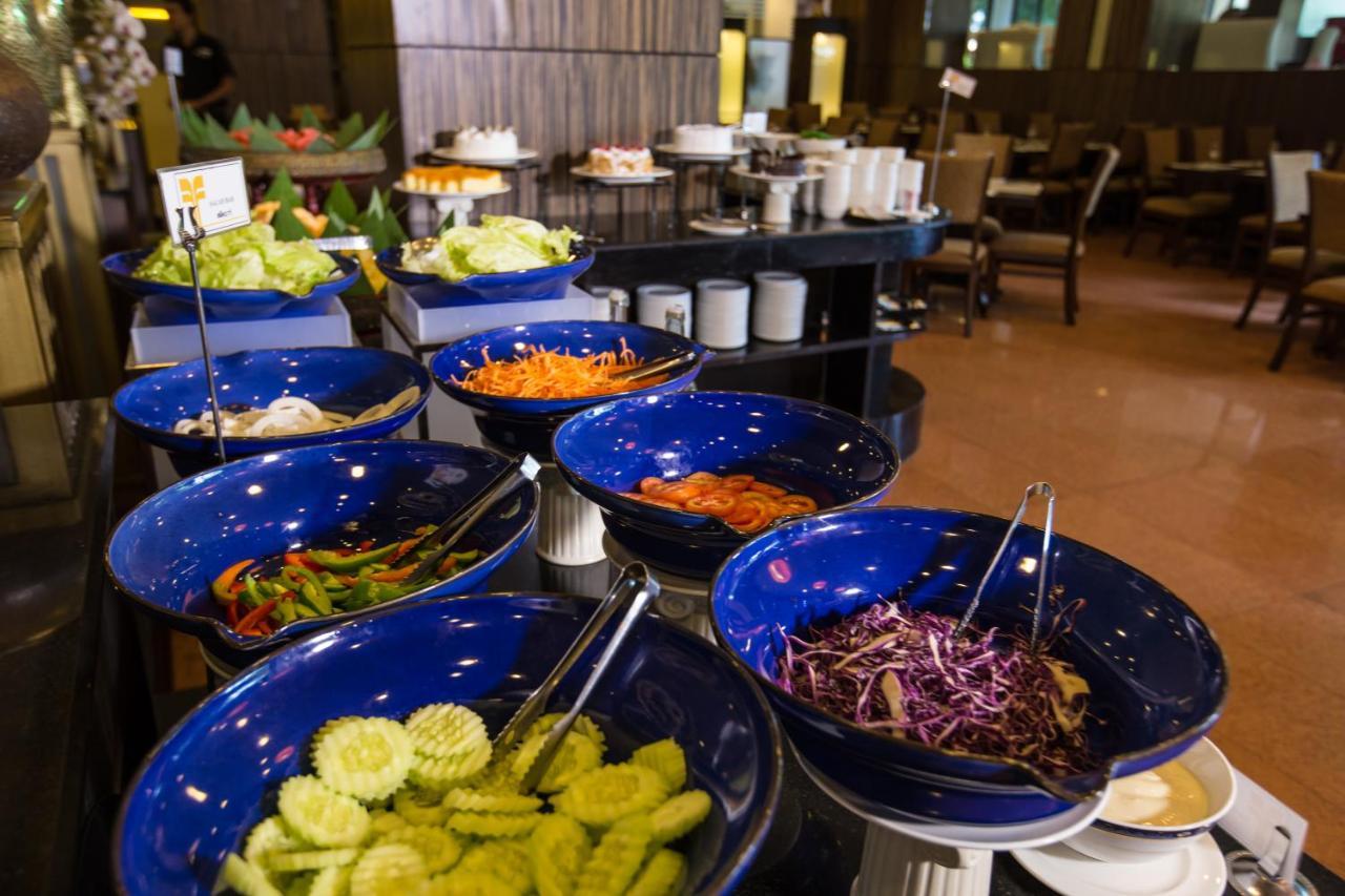 Hotel Furama Chiang Mai Zewnętrze zdjęcie