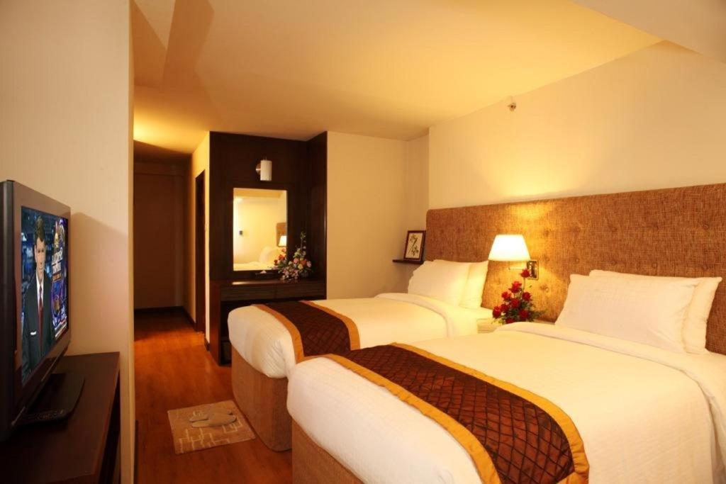 Hotel Furama Chiang Mai Pokój zdjęcie