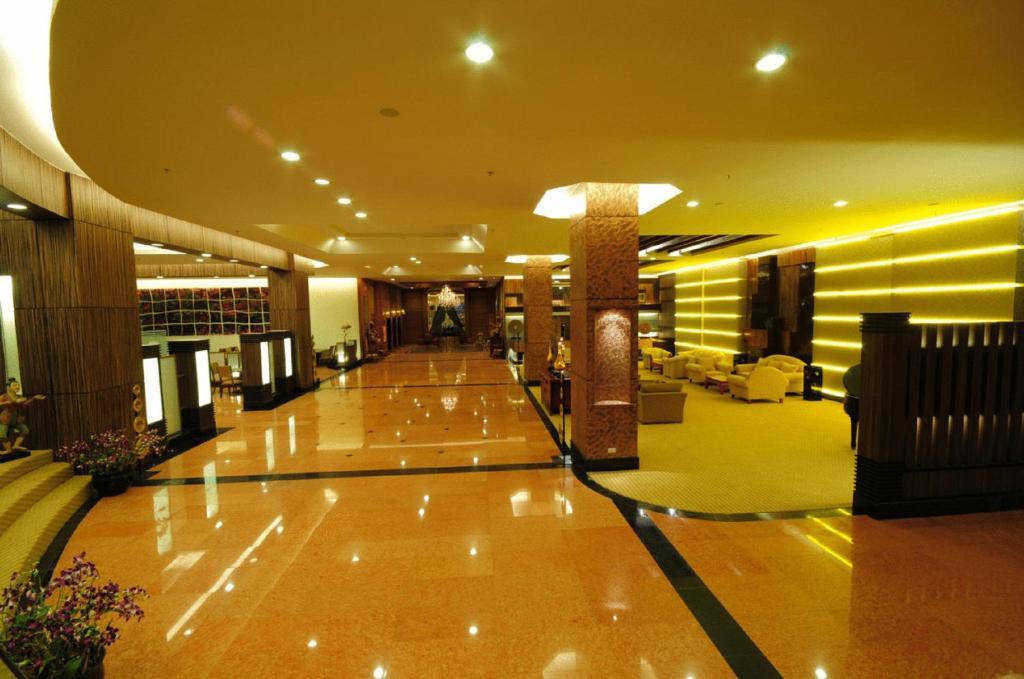 Hotel Furama Chiang Mai Wnętrze zdjęcie